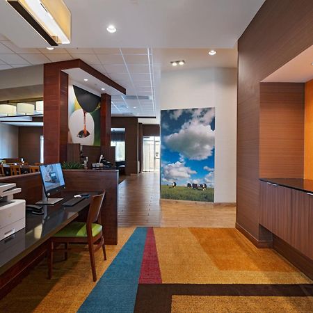 Fairfield Inn & Suites By Marriott Lincoln Airport Exterior photo