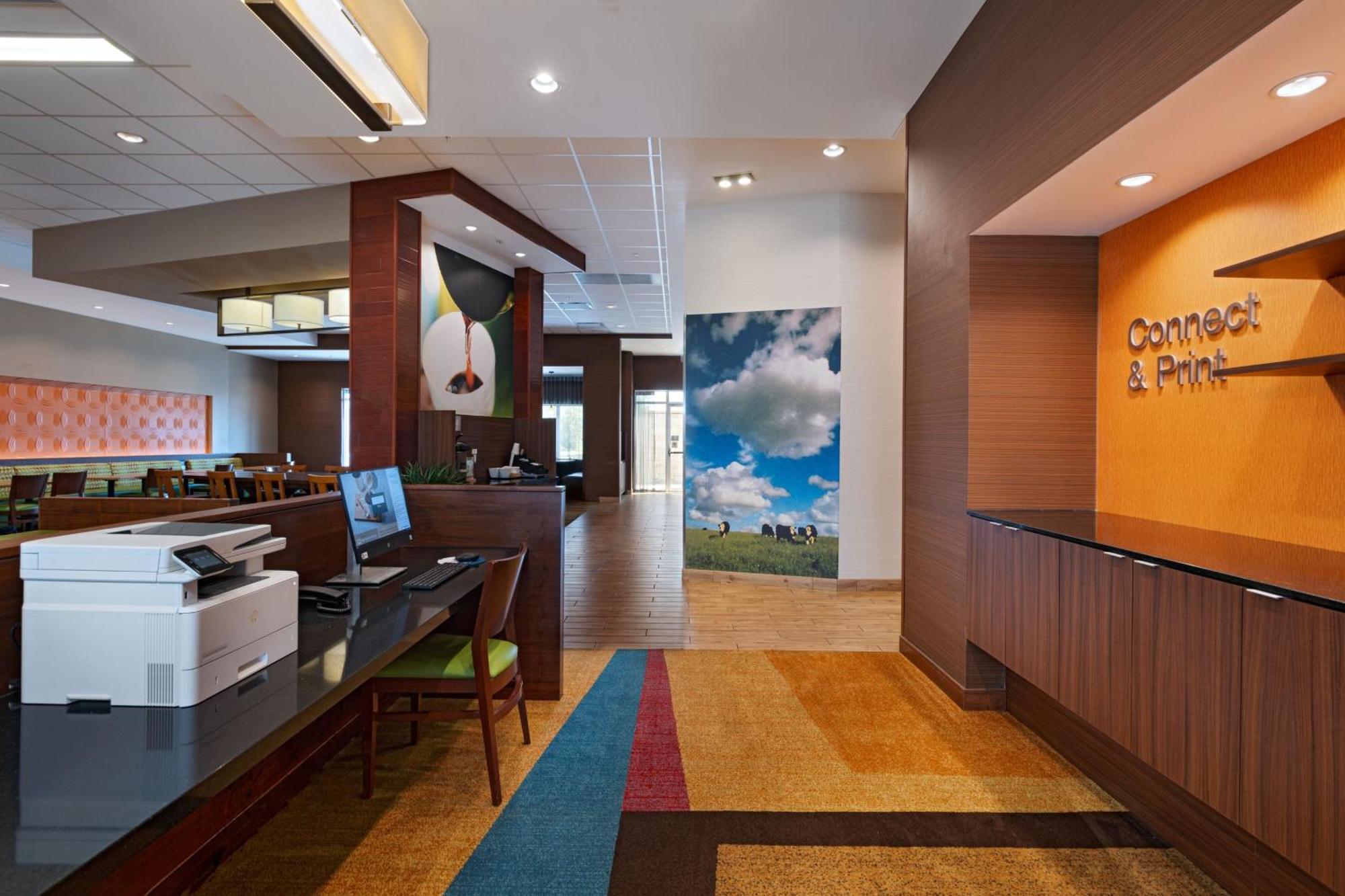 Fairfield Inn & Suites By Marriott Lincoln Airport Exterior photo