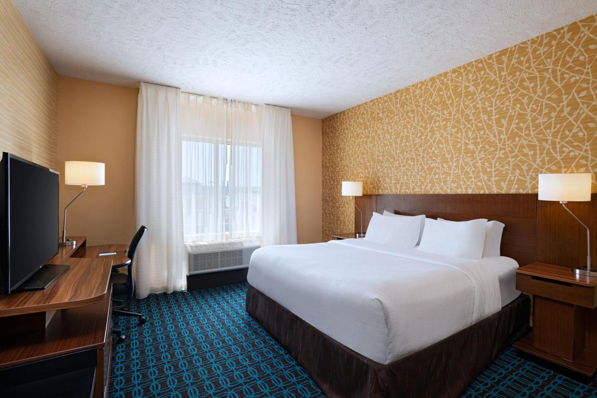 Fairfield Inn & Suites By Marriott Lincoln Airport Exterior photo